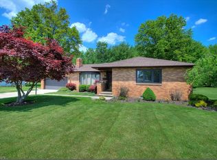 25808 Yeoman Dr, Westlake, OH 44145