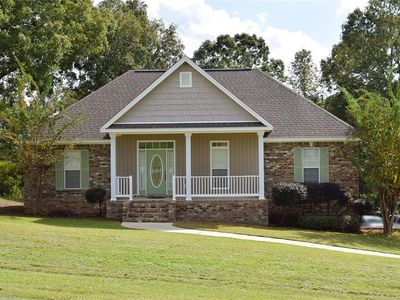 142 Oak Hill Dr, Deatsville, AL, 36022