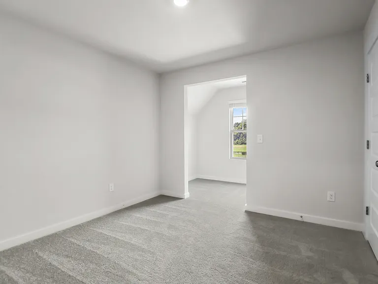 1055 Ross Farms Blvd — Photo 25