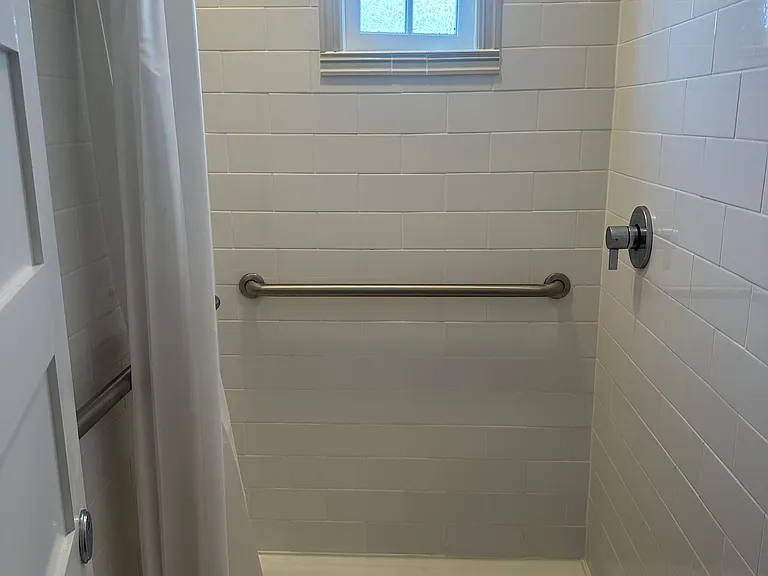 1546 Webster St #13 — Photo 4