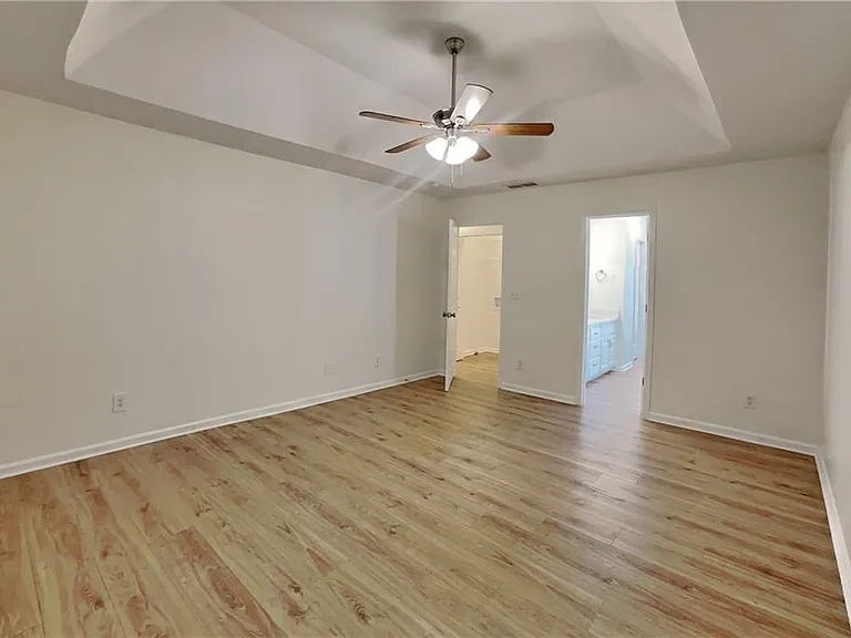 530 Alcovy Springs Dr — Photo 8