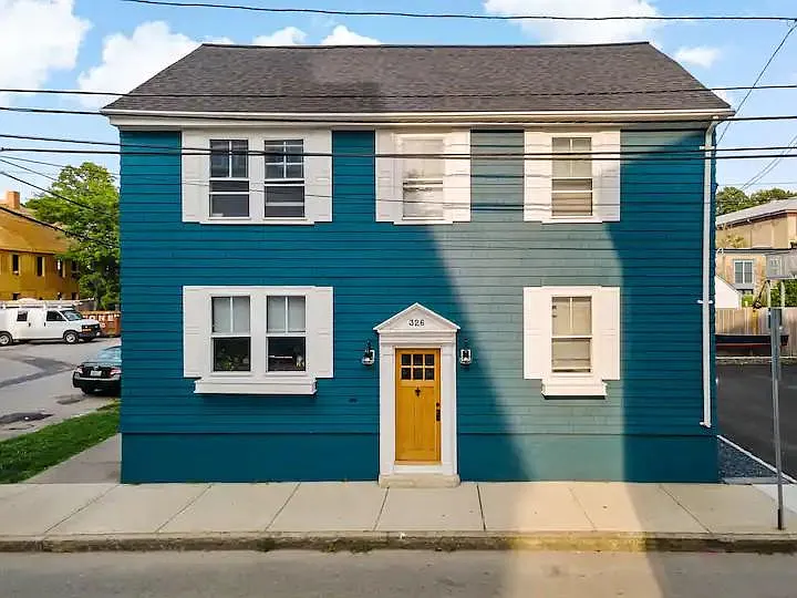 326 Thames St #2 — Photo 3
