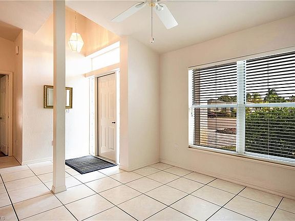 5th image of 759 Charlemagne Ct