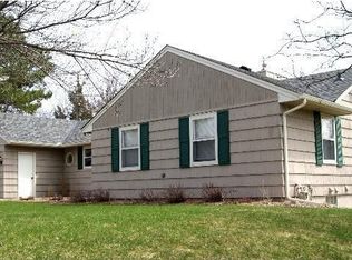 6749 Eliot View Rd, Saint Louis Park, MN 55426