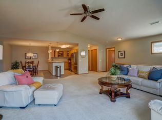 624 Military Ridge Dr, Verona, WI 53593