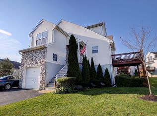 154 Racquet Rd, Wall Township, NJ 07719