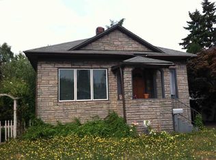 832 NE 59th St, Seattle, WA 98105