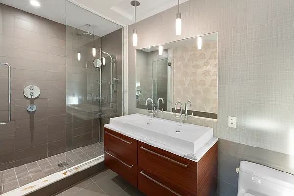 Sold by Nest Seekers International | media 12