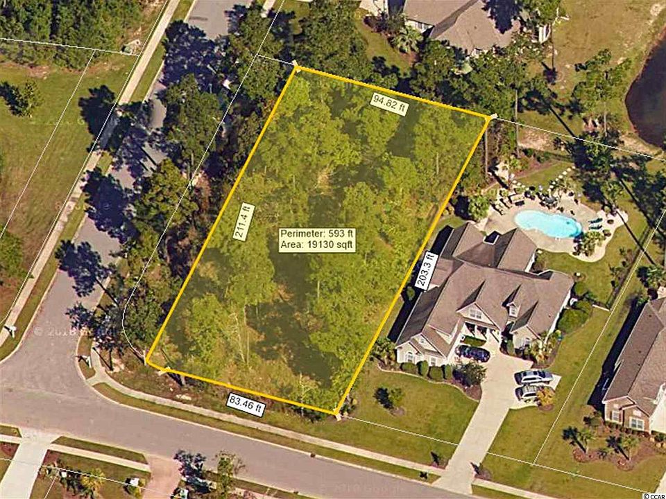 1st image of 700 McDuffie Dr