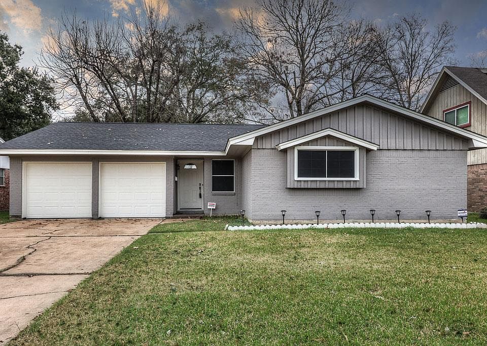 1st image of 6022 De Milo Dr