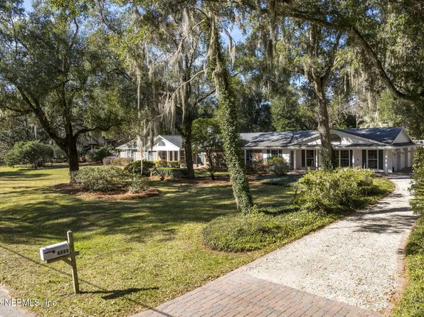 4221 CLEARWATER Lane, Jacksonville, FL 32223