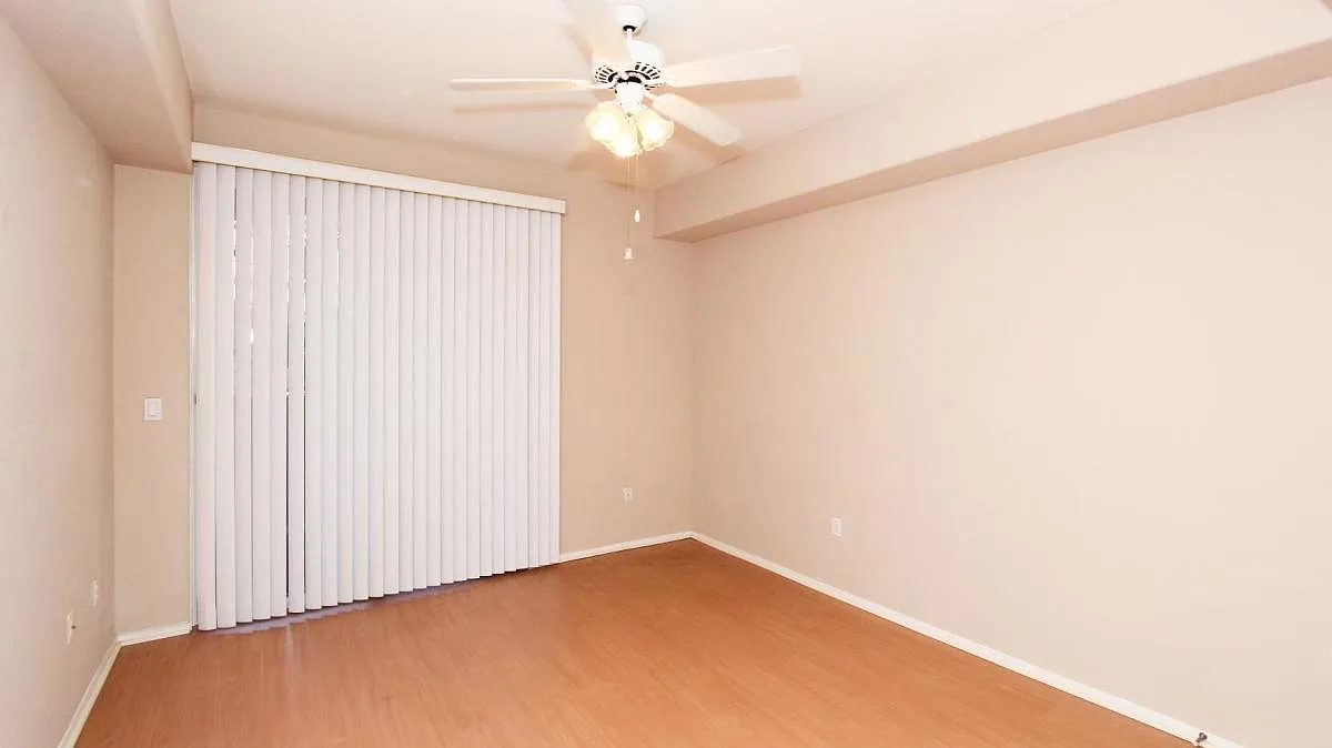 1 bed, 836 sqft, $2,600 — Photo 4