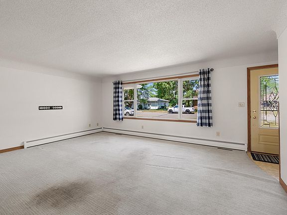 5th image of 306 1st Ave SE