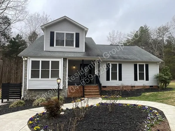 11431 Howell Center Dr, Charlotte, NC 28227