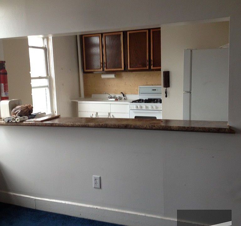 1st image of 2044 42nd St APT 3F