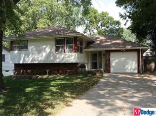 9448 Taylor St, Omaha, NE 68134