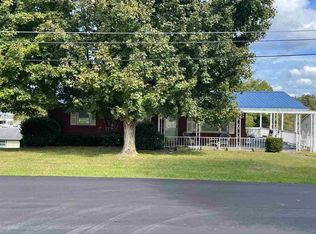 415 Poplar St, Flatwoods, KY 41139