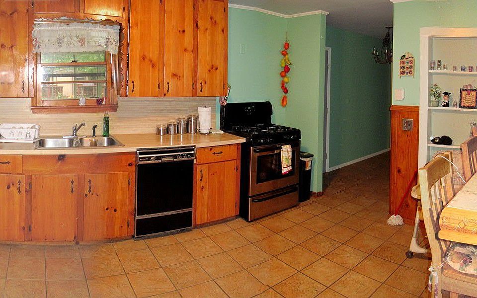 2nd image of 2203 Lingner Dr