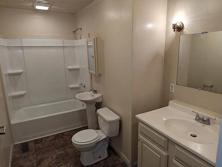312 Mohawk St — Photo 20