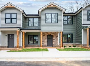 1030 Wythe Dr, Forest, VA