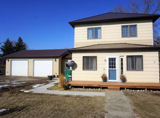 406 E 7th St, Woonsocket, SD 57385