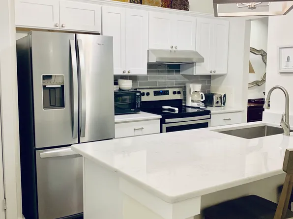 543 Franklin St #2, Buffalo, NY 14202