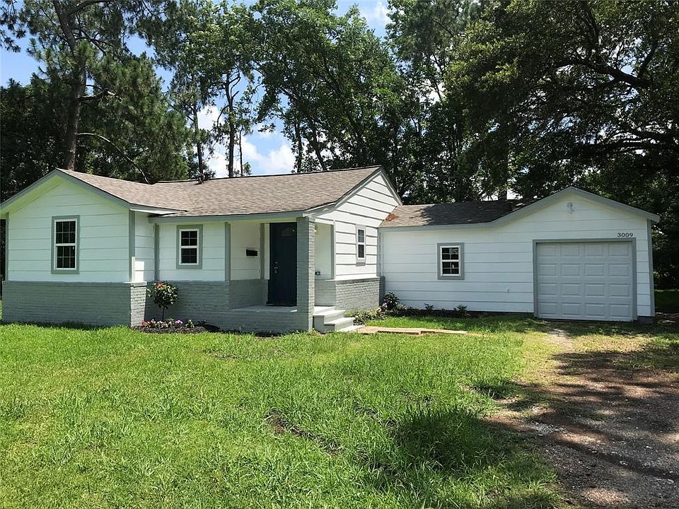 1st image of 3009 McKinney Dr