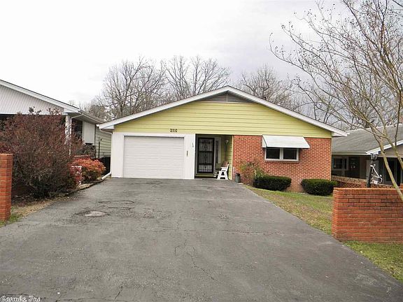 2nd image of 204 Parliament Dr