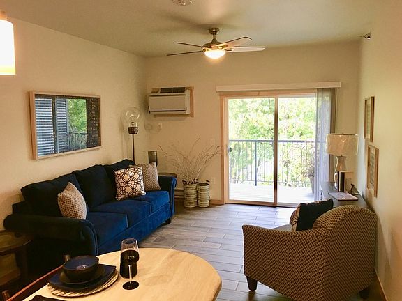 5th image of 707 La Crosse St APT 3