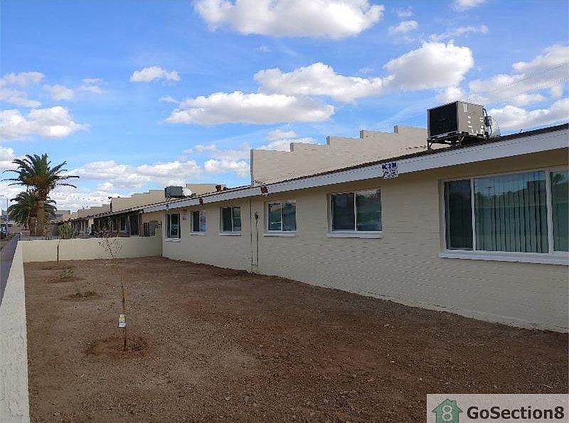 1st image of 4103 E Moreland St APT 1
