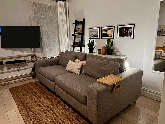 Rented by Triumph Property Group | media 4