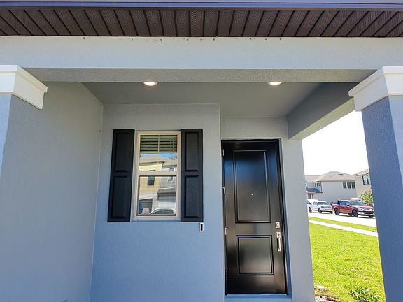 3rd image of 9570 Little Bluestem Dr