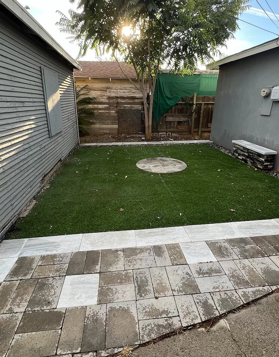 Locust St, Modesto — Photo 4