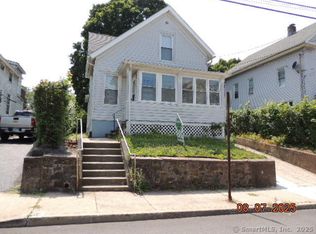 50 Bartlett St, Meriden, CT 06451
