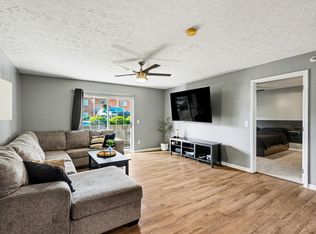 3318 Emerald Lakes Dr Unit 1A, Cincinnati, OH 45211
