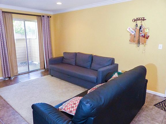 5th image of 1019 Dornajo Way APT 101