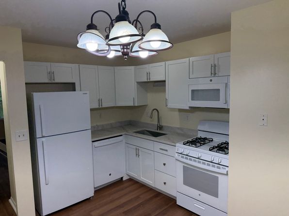 212 Logan St APT 3