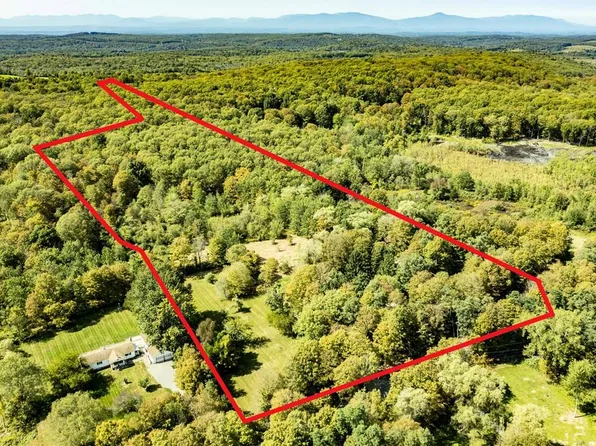 193 Decker Road, Stanfordville, NY 12581