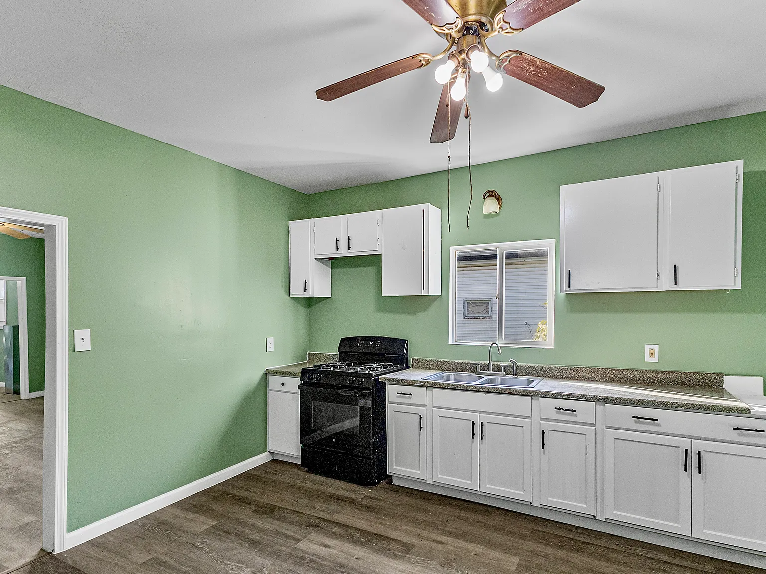 4 bed, 1632 sqft, $1,400 — Photo 4