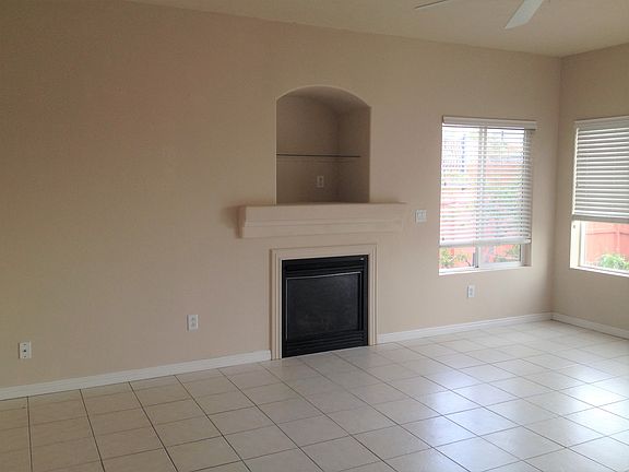 2nd image of 4027 N Rivermist Ln