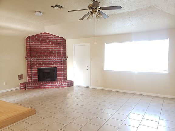 4th image of 1927 Ripple Creek Dr