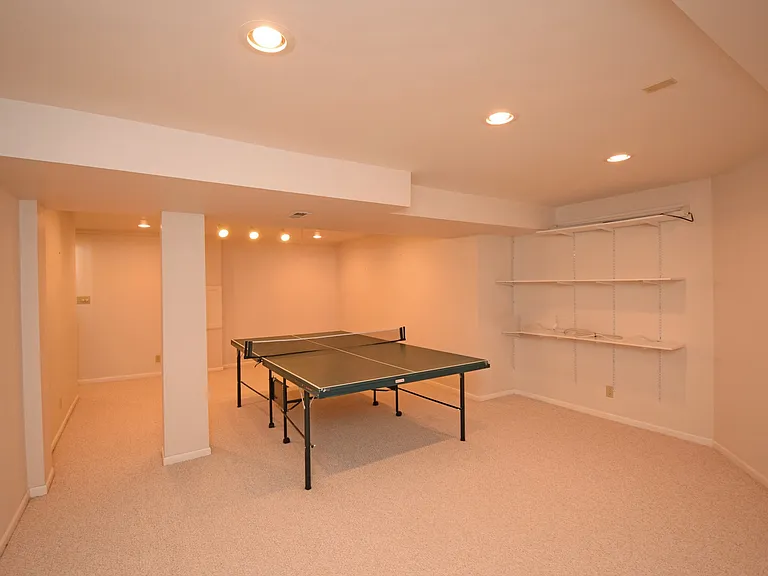 6169 Hillsdale Ln — Photo 19