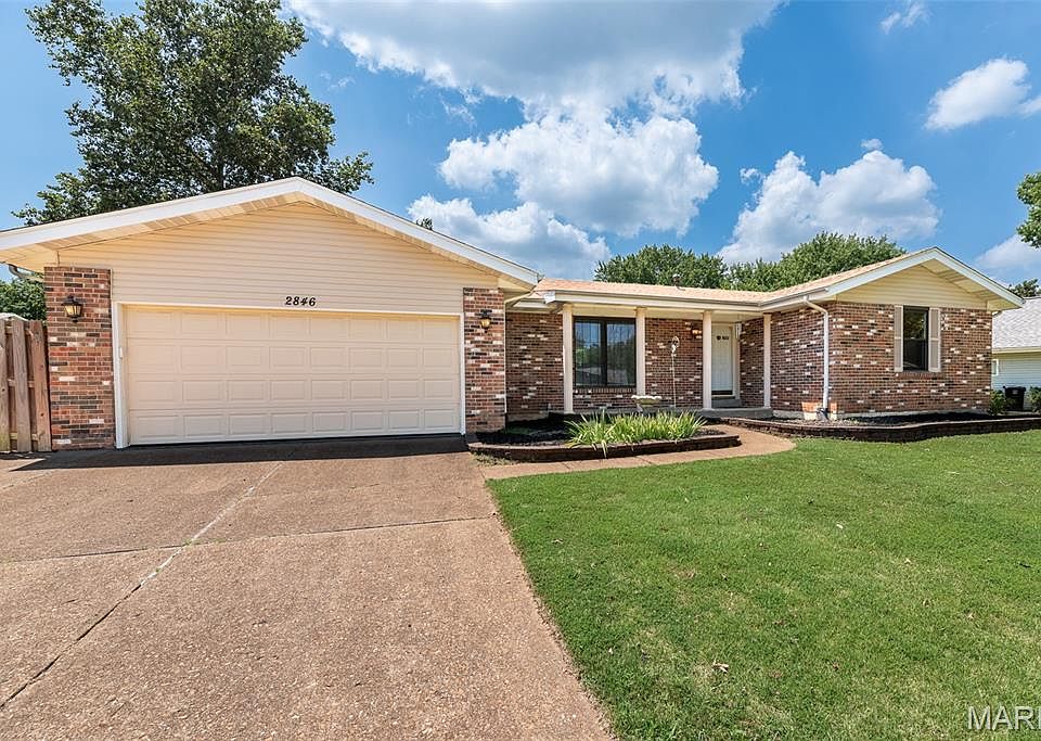 1st image of 2846 Bee Tree Ln