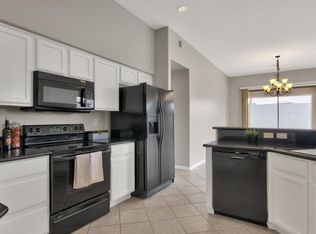 3823 E Carter Dr, Phoenix, AZ 85042