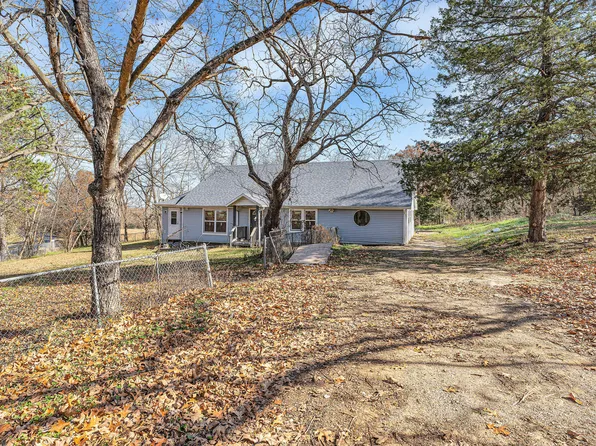 5040 Highway 5, Hartville, MO 65667