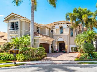 8011 Valhalla Dr, Delray Beach, FL 33446