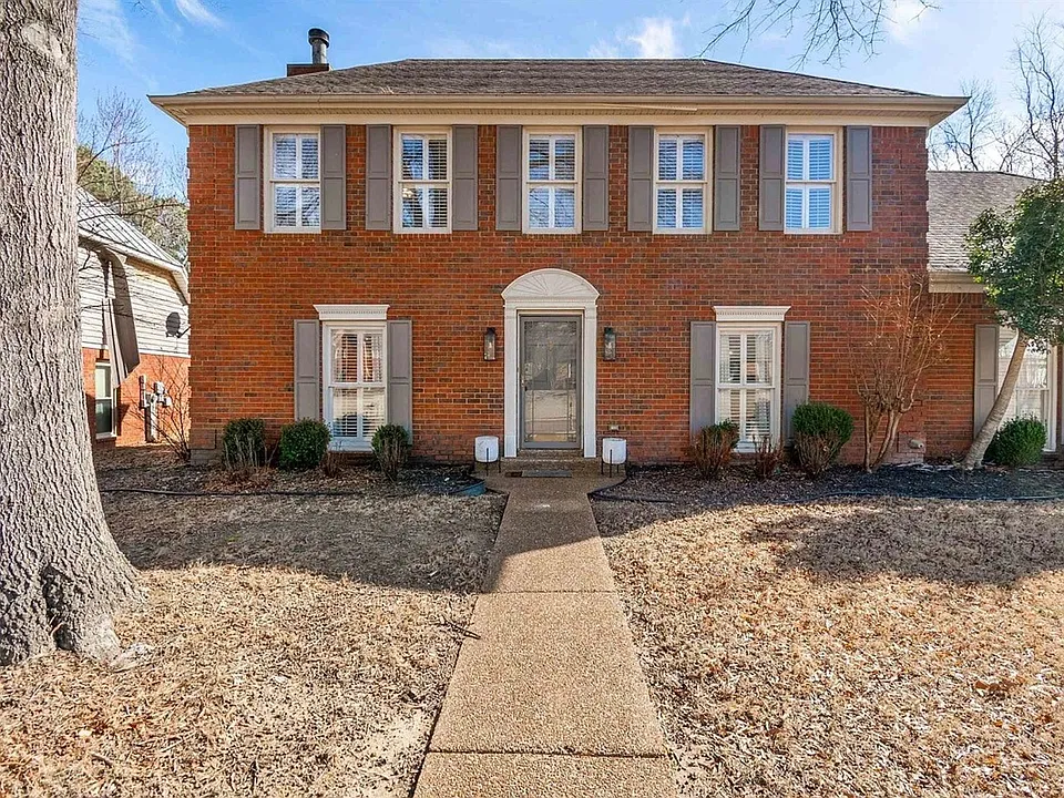 1016 Moorefield Rd