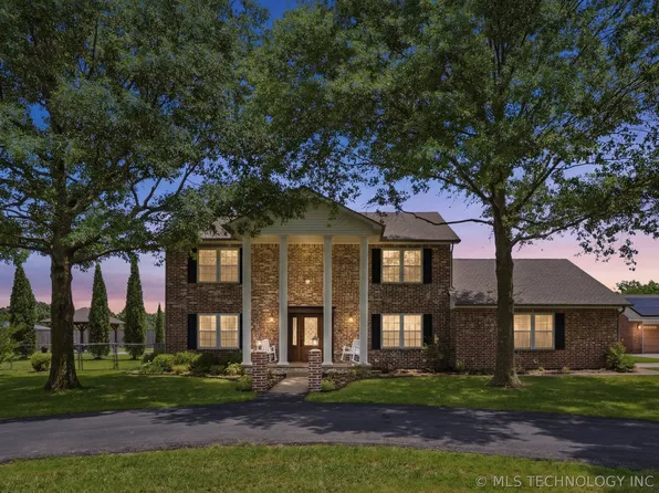 15200 E 440th Rd, Claremore, OK 74017