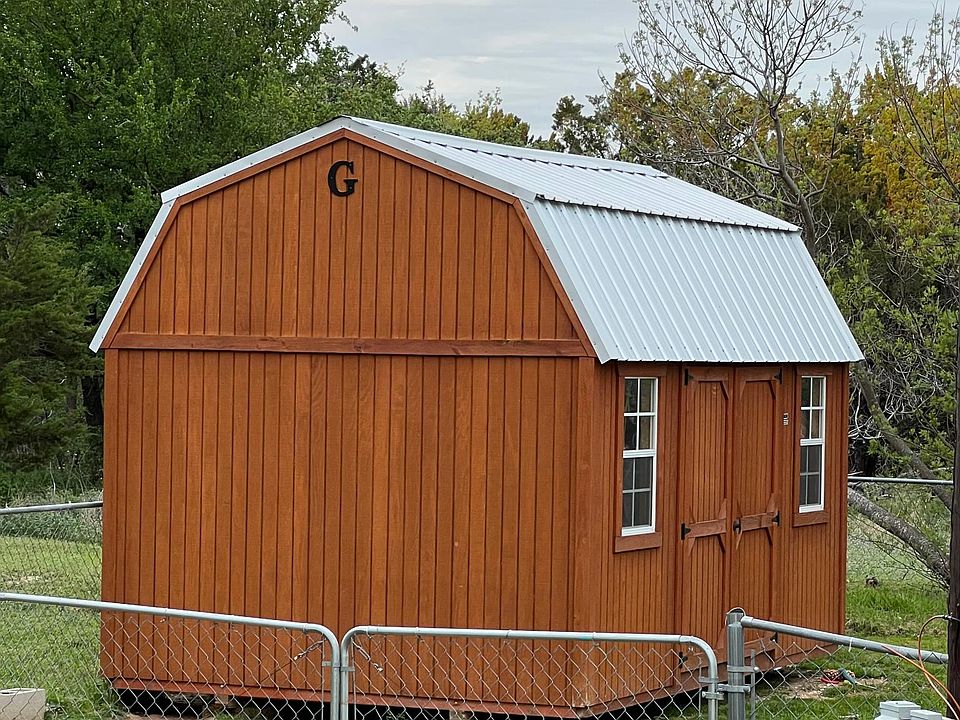 2nd image of 440 Capricorn Dr