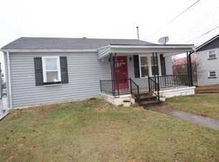 5466 W Pea Ridge Rd, Huntington, WV 25705